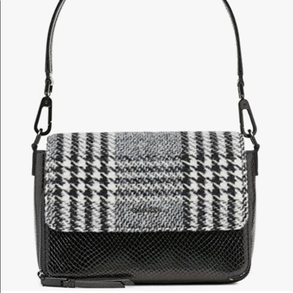 Calvin Klein 🌹ASHLEY NWOT 🌹should bag on trend shoulder bag like NEW